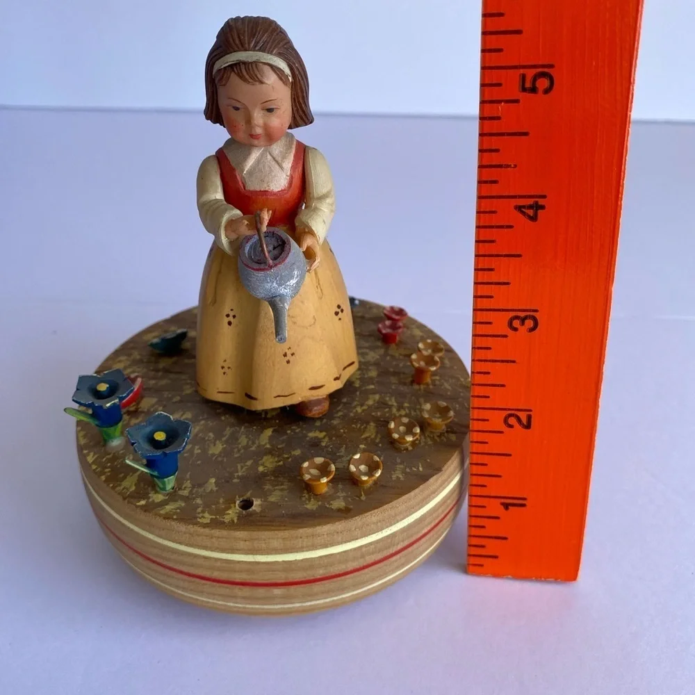 Vintage Reuge Anri Girl With Watering Can Flowers Swiss‎ Music Box Retired Read